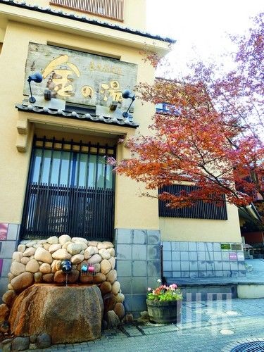 “金之湯”是有馬溫泉的王牌，據說擁有治療、緩解多種疾痛的神奇功效