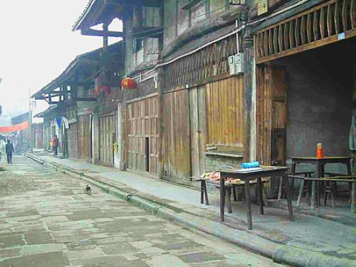 豐盛古鎮 靜谧悠遠的山寨
