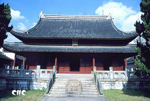 與縣府一起建造的嘉定孔廟已有800年歷史,它是教化嘉定的象征,更是千年嘉定的精神家園
