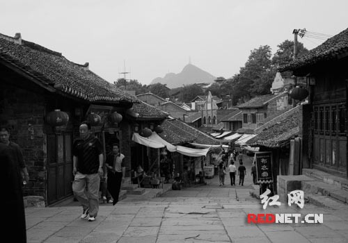 古巷、古宅、古街，人游此處，仿佛徜徉於歷史中。