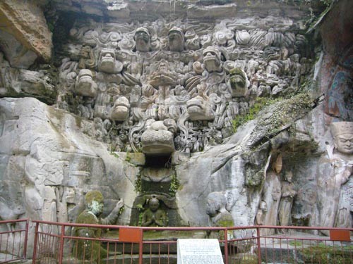 重慶古跡：世界文化遺產大足石刻 千年古鎮磁器口